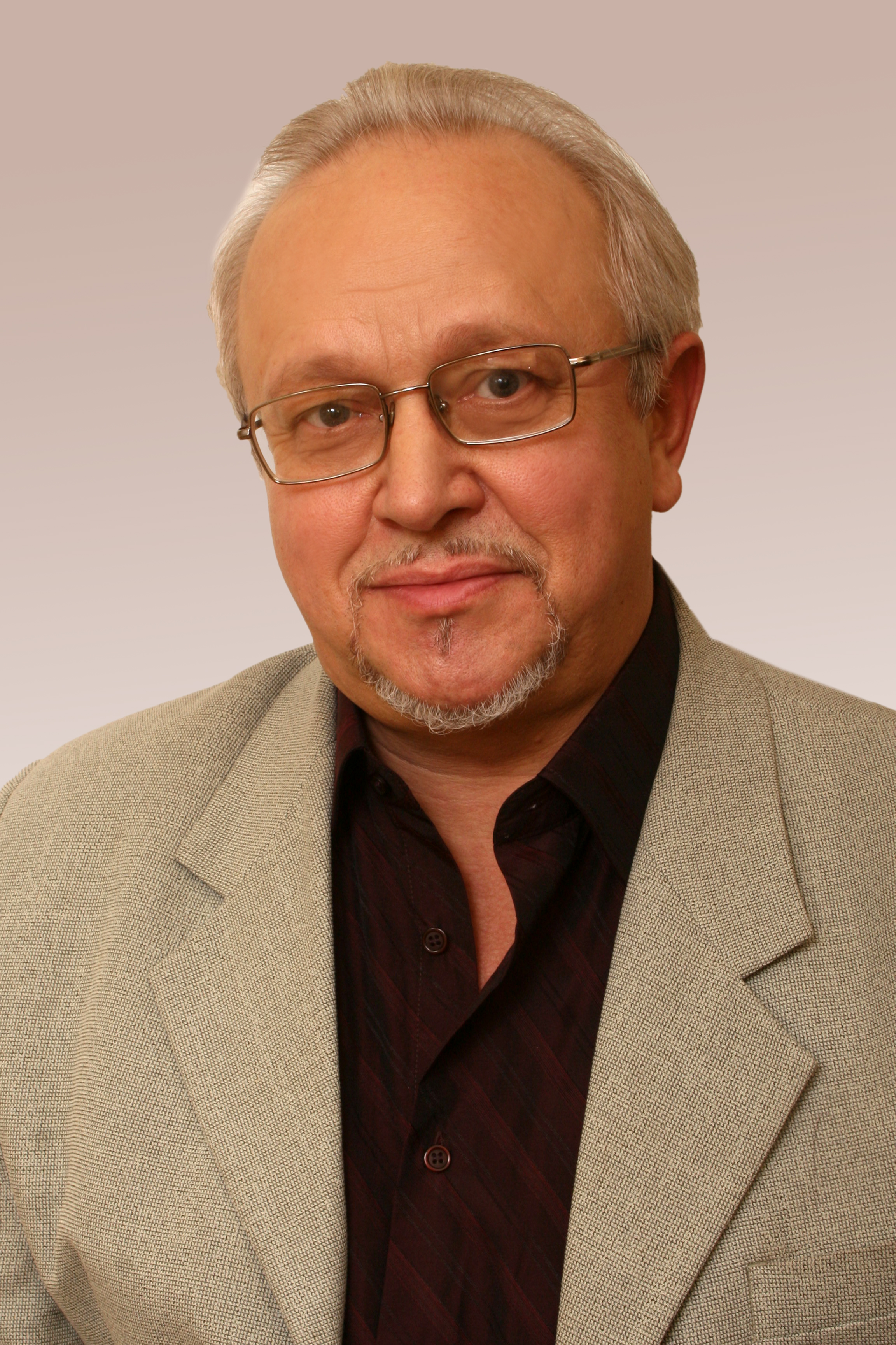             Кабрин Валерий Иванович
    